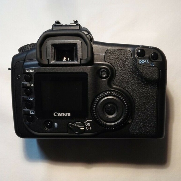 CANON EOS 20D DIGITAL SLR CAMERA with CANON 28-135MM LENS! with camera bag - Picture 5 of 16
